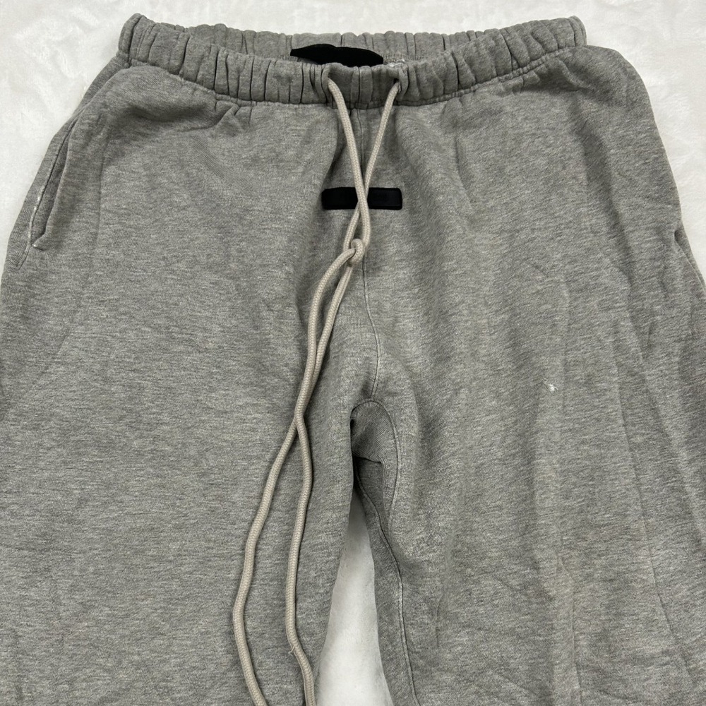 Fear of God Essentials Sweatpants Mens S Grey Fleece Elongated Drawstring Jogger